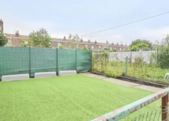 Gasthuis Spacieuse Maison Avec Et Salle De Bain Privees En Colocation A 10 Min De Rijsel