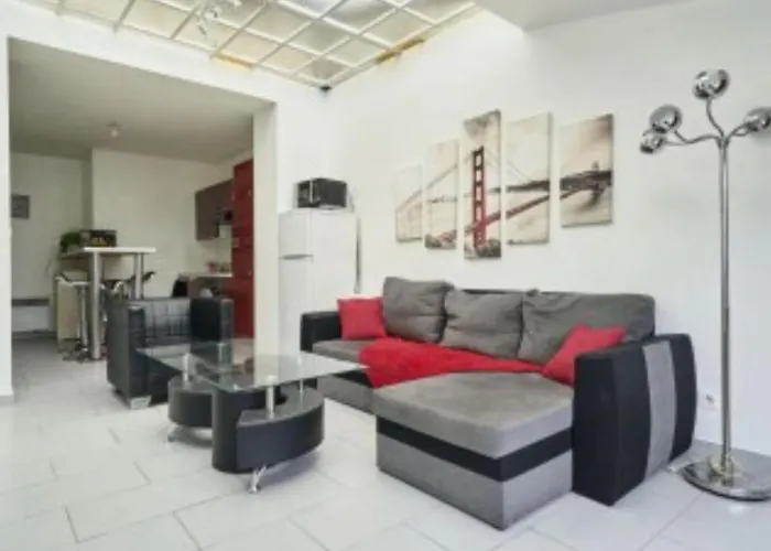 Spacieuse Maison Avec Et Salle De Bain Privees En Colocation A 10 Min De Gasthuis Rijsel